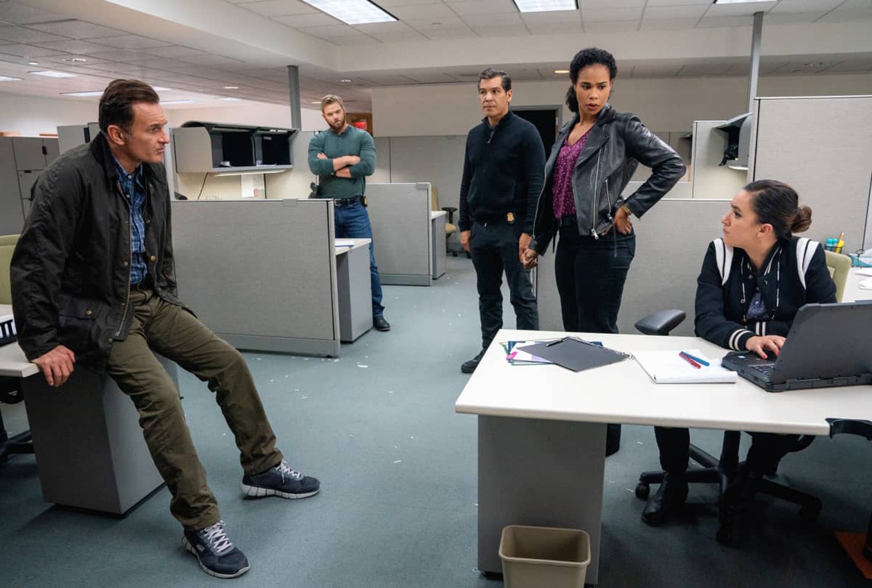 2x01-005.jpg