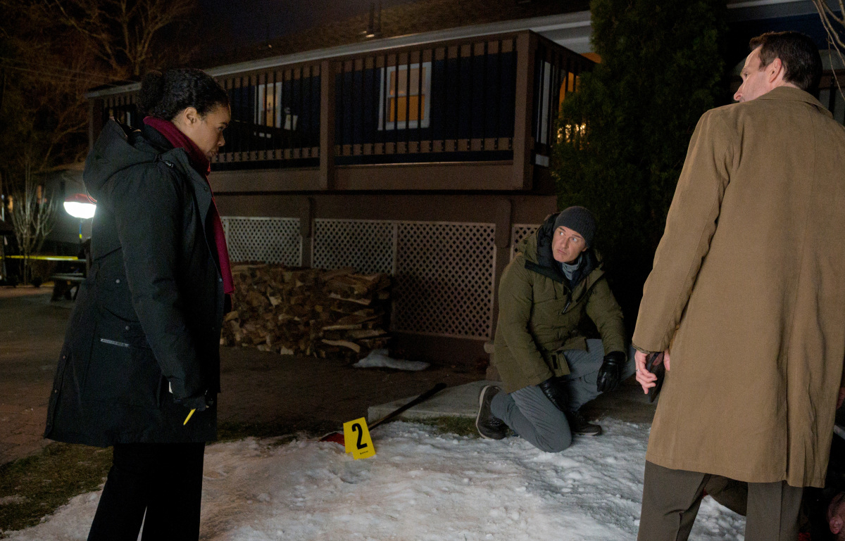 2x06-006.jpg