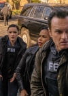 2x04-004.jpg