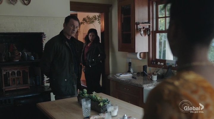 Charmed-Online-dot-nl_FBIMostWanted2x01-1296.jpg