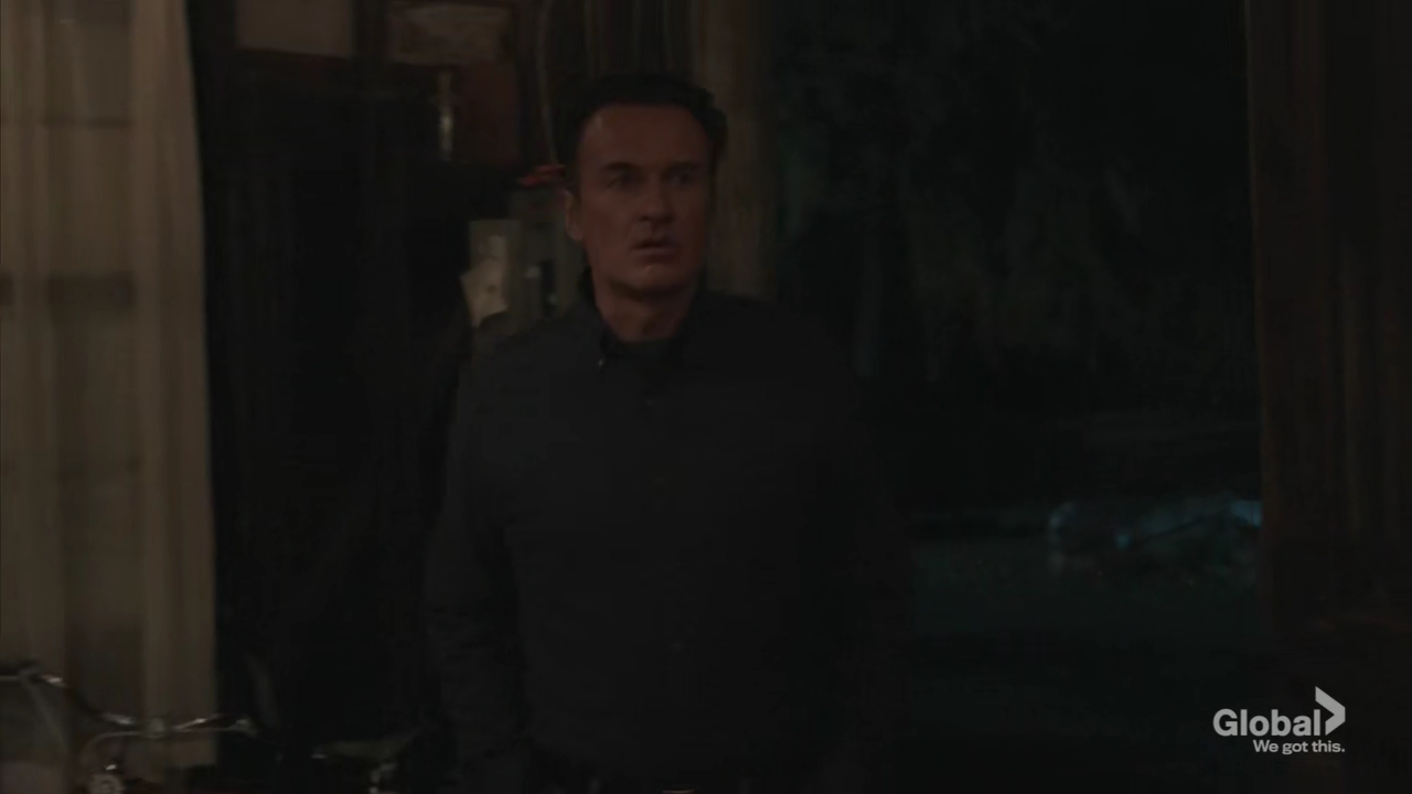Charmed-Online-dot-nl_FBIMostWanted2x03-2275.jpg