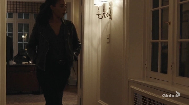 Charmed-Online-dot-nl_FBIMostWanted2x04-1844.jpg