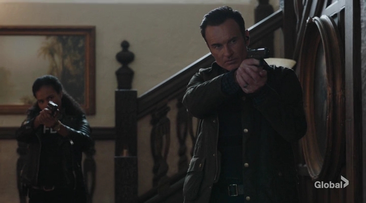 Charmed-Online-dot-nl_FBIMostWanted2x04-2159.jpg