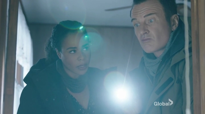 Charmed-Online-dot-nl_FBIMostWanted2x08-0664.jpg