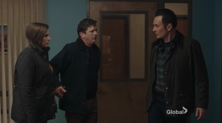 Charmed-Online-dot-nl_FBIMostWanted2x08-2387.jpg