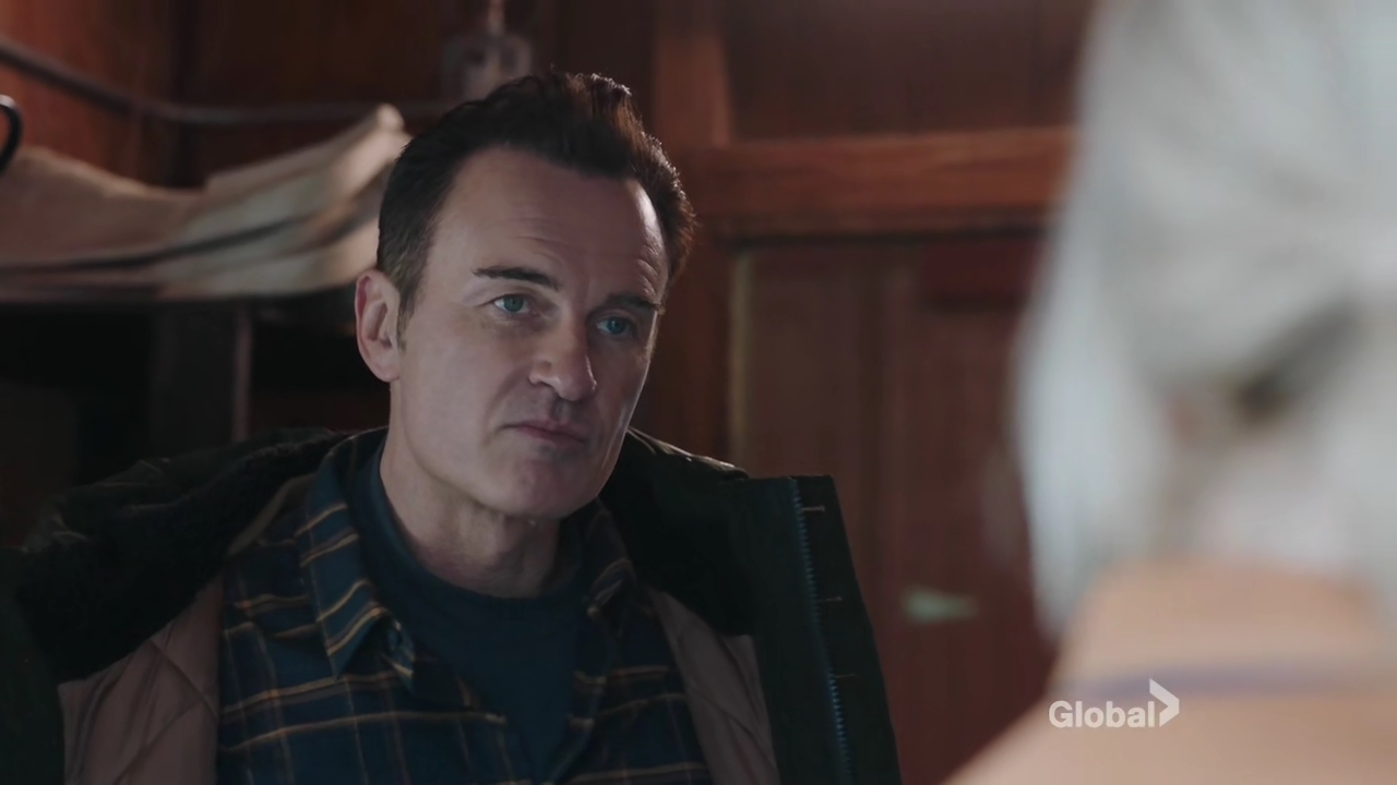 Charmed-Online-dot-nl_FBIMostWanted2x11-0267.jpg
