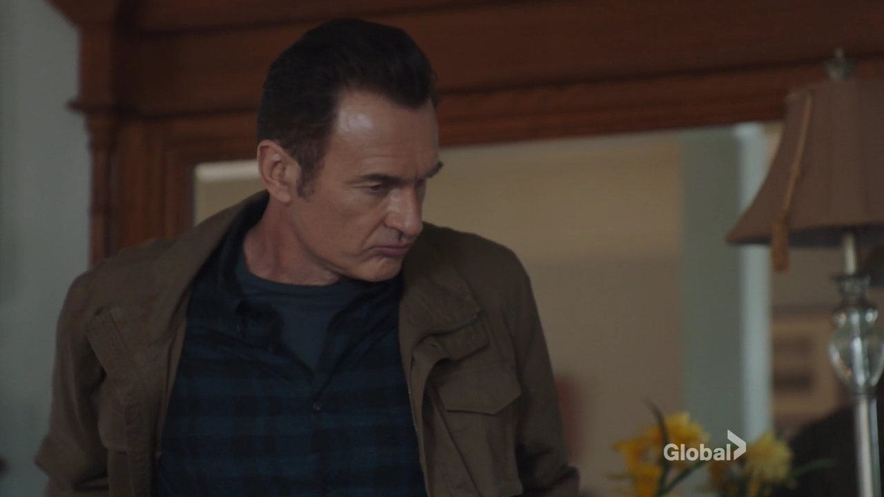 Charmed-Online-dot-nl_FBIMostWanted2x13-0680.jpg