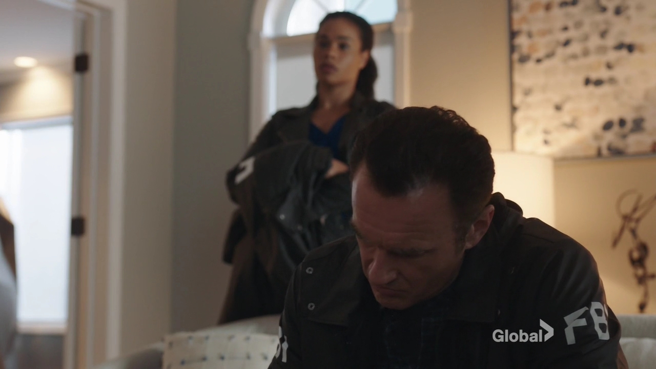 Charmed-Online-dot-nl_FBIMostWanted2x13-1200.jpg