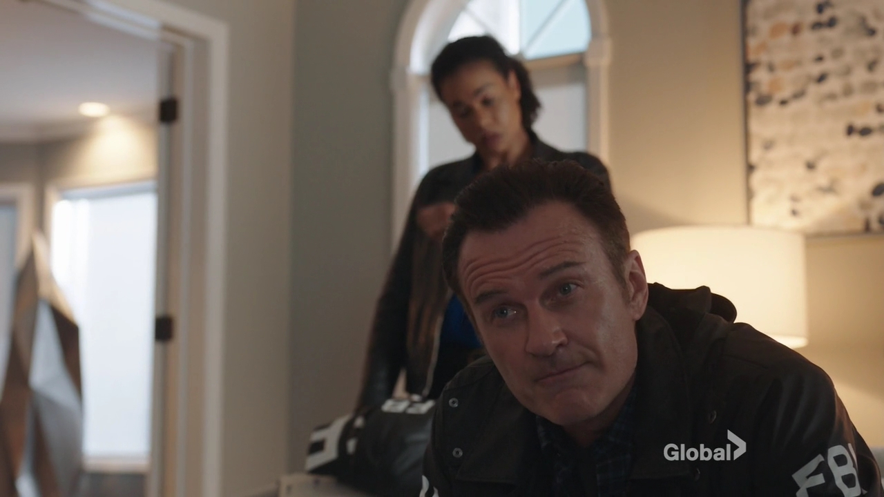 Charmed-Online-dot-nl_FBIMostWanted2x13-1233.jpg