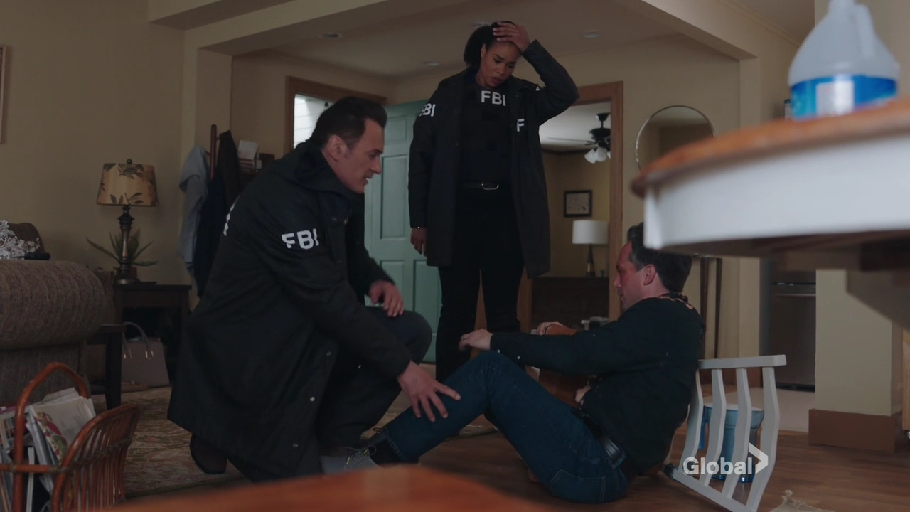 Charmed-Online-dot-nl_FBIMostWanted2x13-1472.jpg