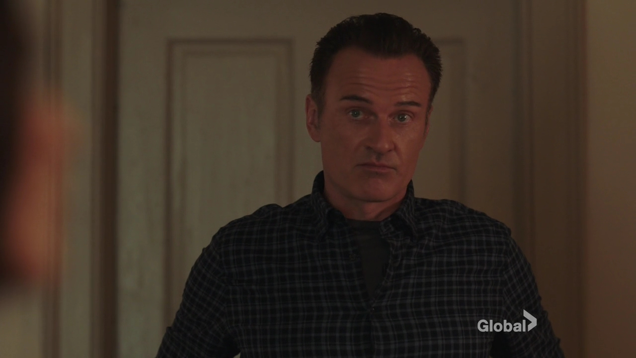 Charmed-Online-dot-nl_FBIMostWanted2x13-2360.jpg
