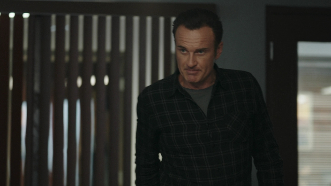 Charmed-Online-dot-nl_FBIMostWanted2x14-0913.jpg