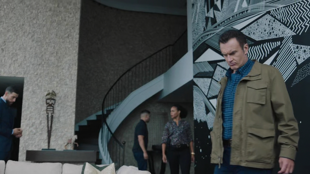 Charmed-Online-dot-nl_FBIMostWanted3x01-0160.jpg Charmed-Online-dot-nl_FBIMostWanted3x01-0160.jpg