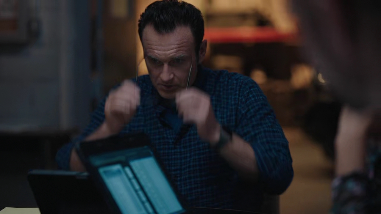 Charmed-Online-dot-nl_FBIMostWanted3x01-1790.jpg Charmed-Online-dot-nl_FBIMostWanted3x01-1790.jpg