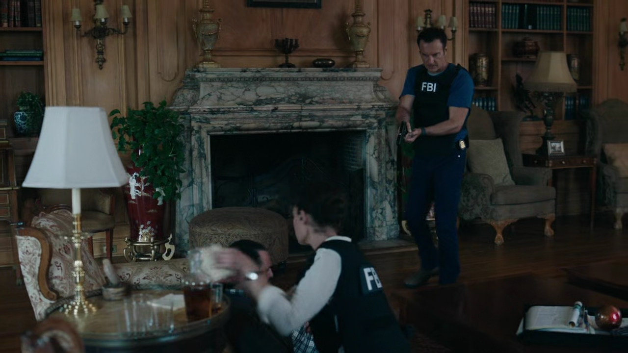 Charmed-Online-dot-nl_FBIMostWanted3x01-2409.jpg Charmed-Online-dot-nl_FBIMostWanted3x01-2409.jpg