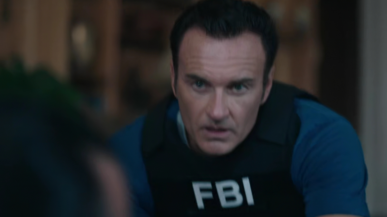 Charmed-Online-dot-nl_FBIMostWanted3x01-2432.jpg Charmed-Online-dot-nl_FBIMostWanted3x01-2432.jpg