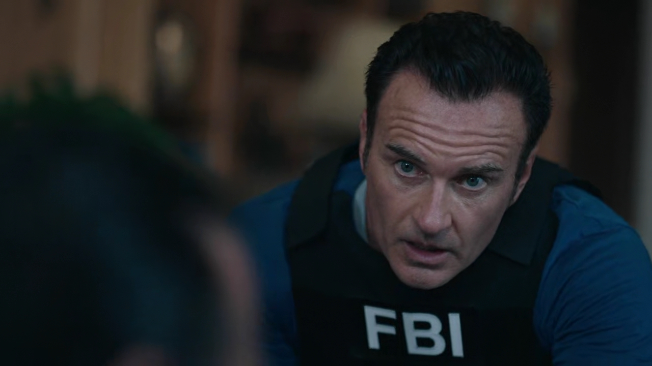 Charmed-Online-dot-nl_FBIMostWanted3x01-2435.jpg Charmed-Online-dot-nl_FBIMostWanted3x01-2435.jpg