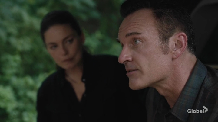 Charmed-Online-dot-nl_FBIMostWanted3x02-1278.jpg