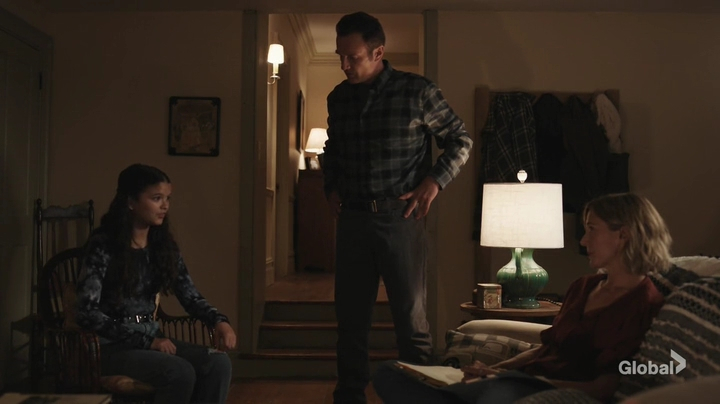 Charmed-Online-dot-nl_FBIMostWanted3x02-2361.jpg