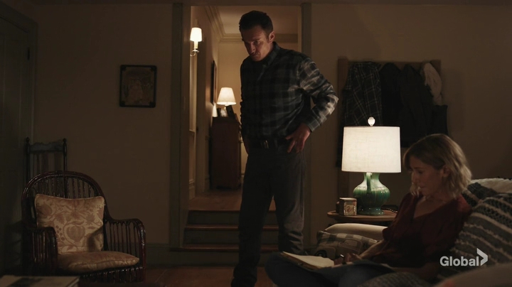 Charmed-Online-dot-nl_FBIMostWanted3x02-2394.jpg