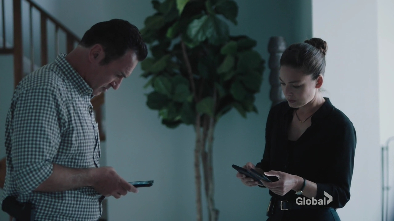 Charmed-Online-dot-nl_FBIMostWanted3x04-0577.jpg