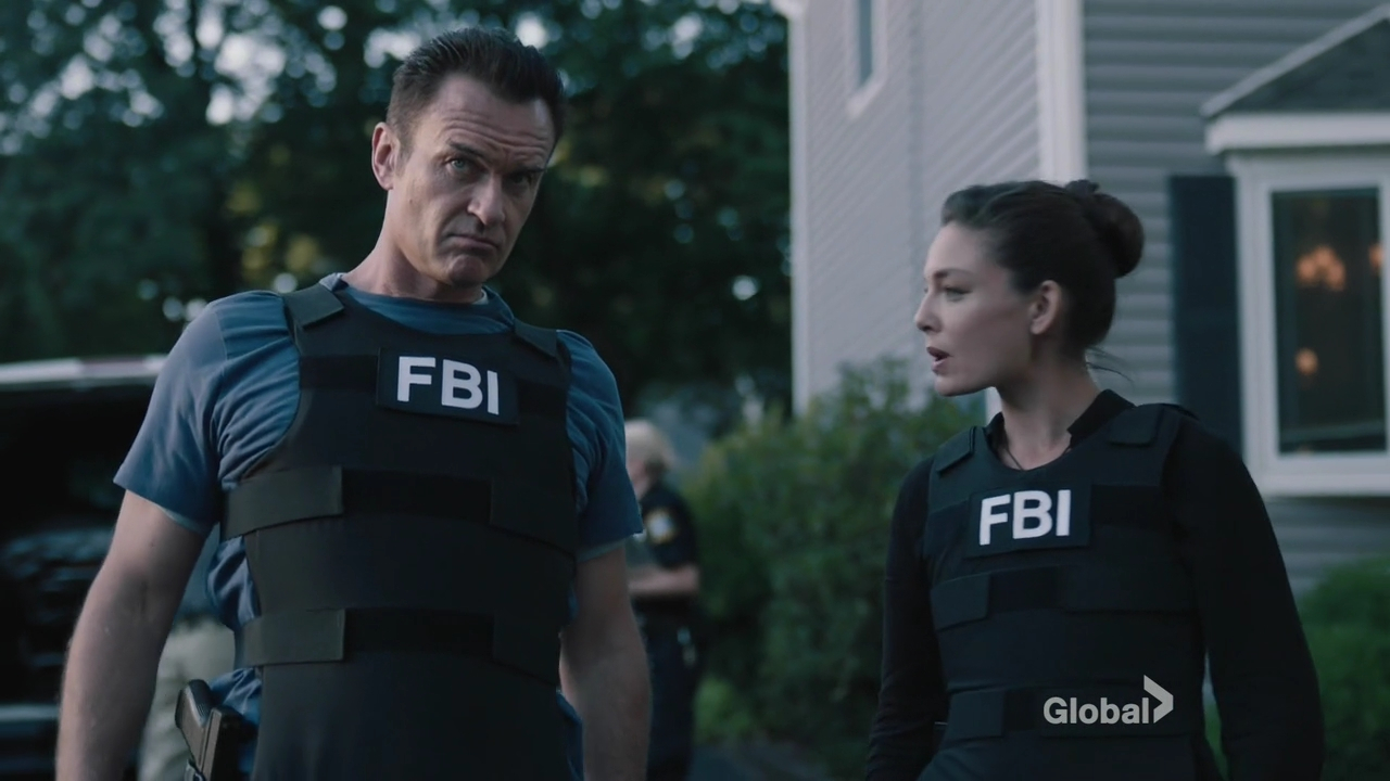 Charmed-Online-dot-nl_FBIMostWanted3x04-2208.jpg