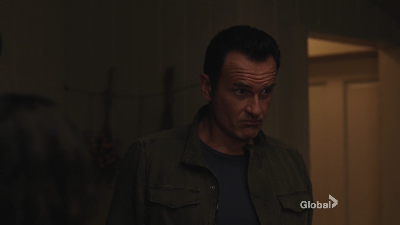 Charmed-Online-dot-nl_FBIMostWanted3x04-2297.jpg
