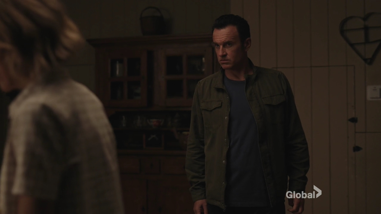 Charmed-Online-dot-nl_FBIMostWanted3x04-2311.jpg