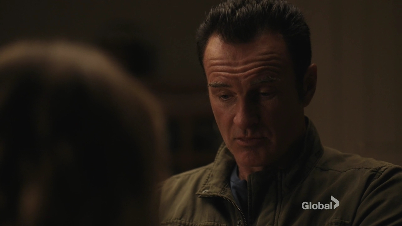 Charmed-Online-dot-nl_FBIMostWanted3x04-2390.jpg