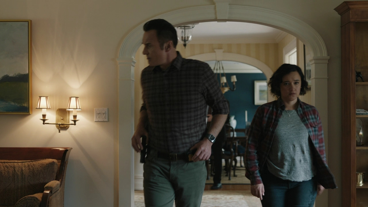 Charmed-Online-dot-nl_FBIMostWanted3x06-0358.jpg