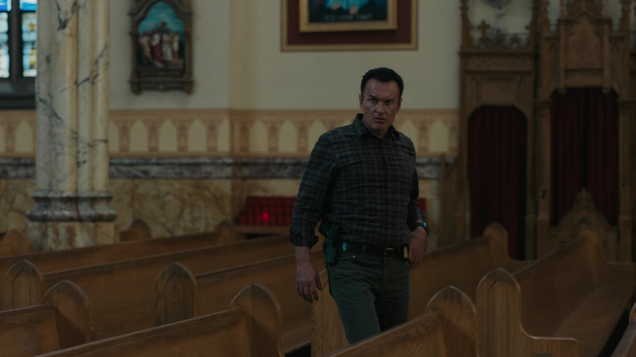 Charmed-Online-dot-nl_FBIMostWanted3x06-0745.jpg