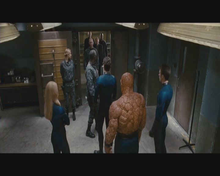 Charmed-Online-dot-net_FantasticFour2RiseOfTheSilverSurfer3329.jpg
