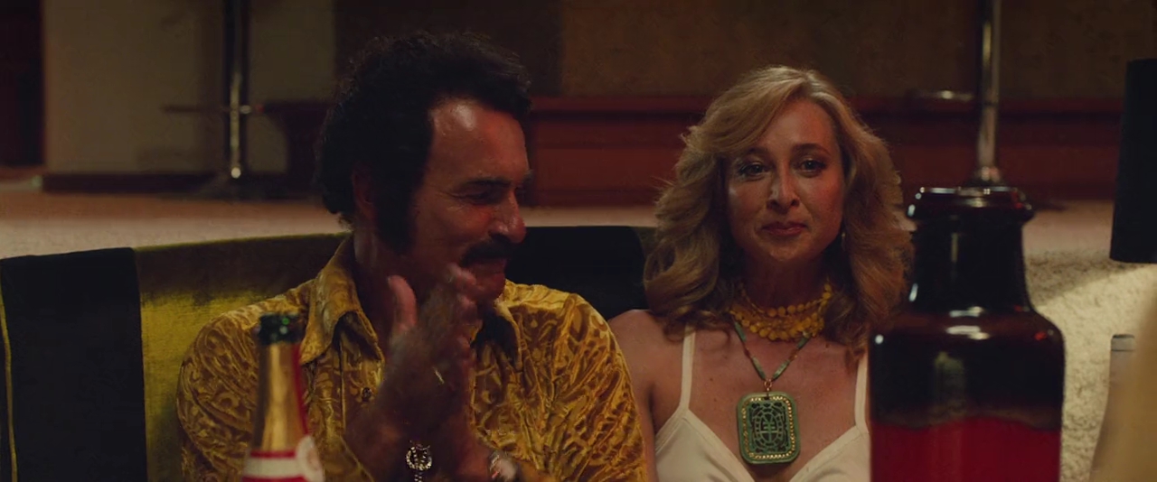 Charmed-Online-dot-nl_SwingingSafari1859.jpg