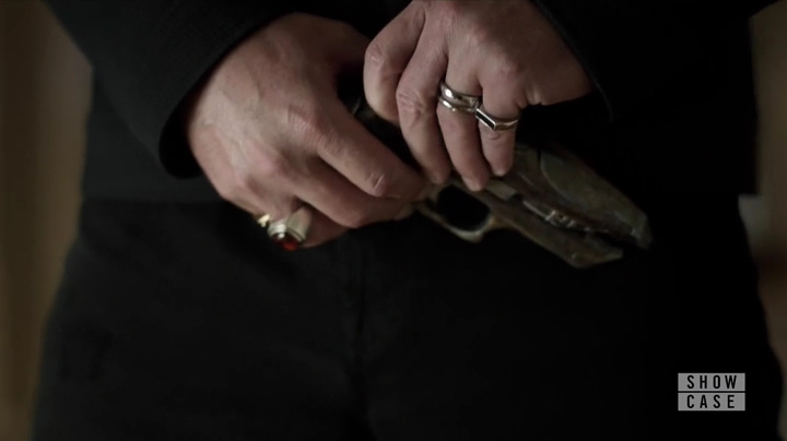 Charmed-Online-dot_nl-HunterS01E01-0847.jpg