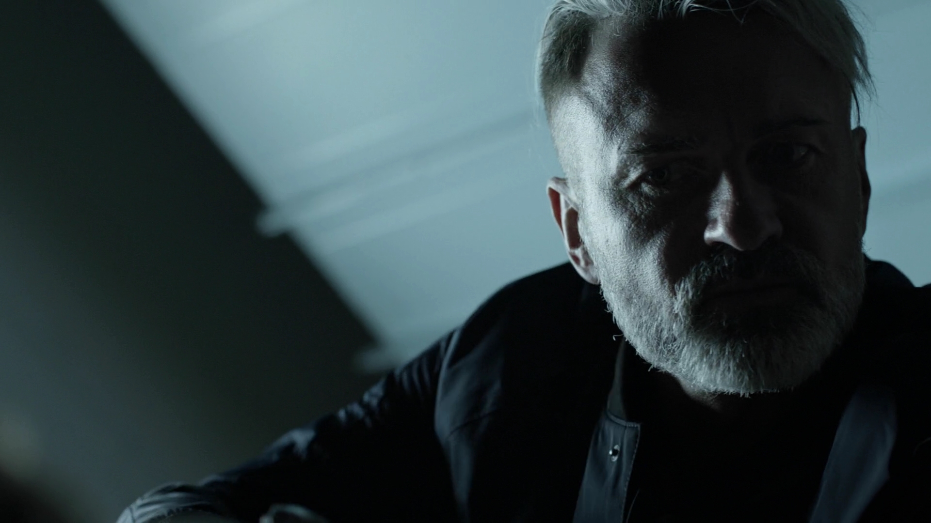 Charmed-Online-dot_nl-Hunters1x02-1243.jpg Charmed-Online-dot_nl-Hunters1x02-1243.jpg