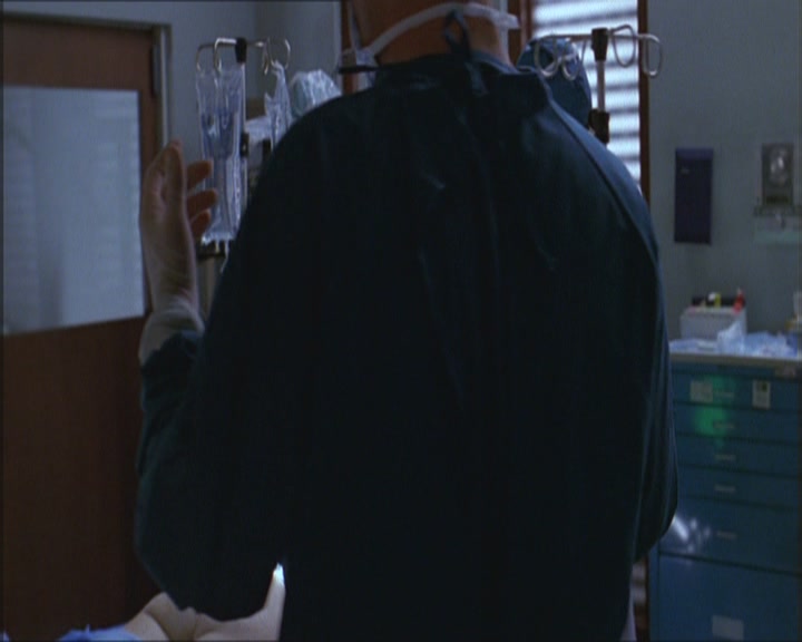 Charmed-Online_dot_net-Niptuck-1x01Pilot0047.jpg