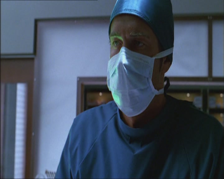 Charmed-Online_dot_net-Niptuck-1x01Pilot0069.jpg