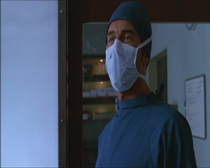 Charmed-Online_dot_net-Niptuck-1x01Pilot0079.jpg