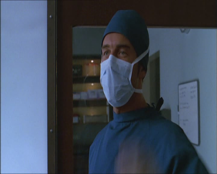 Charmed-Online_dot_net-Niptuck-1x01Pilot0081.jpg