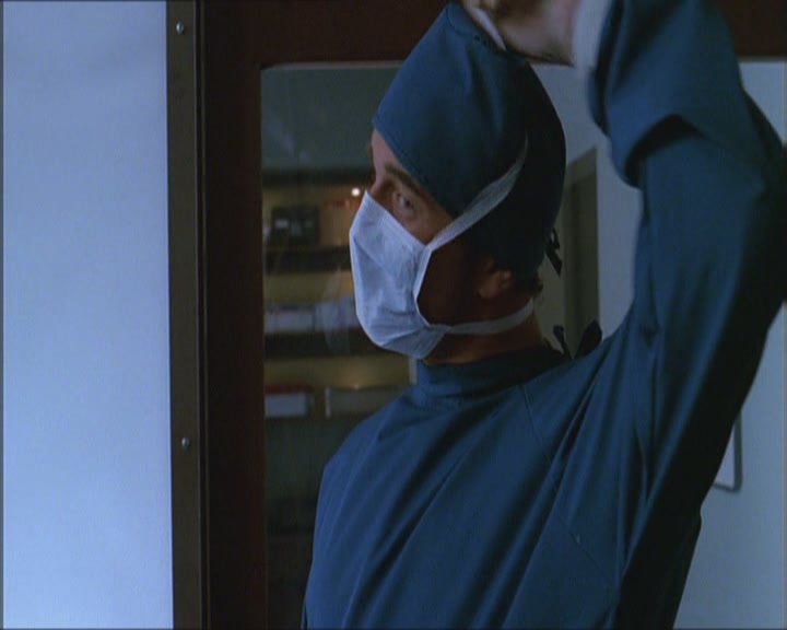 Charmed-Online_dot_net-Niptuck-1x01Pilot0082.jpg