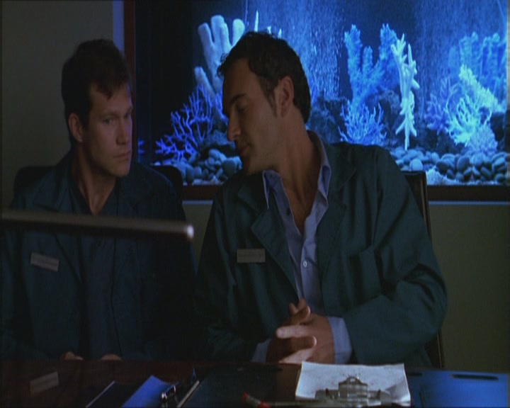 Charmed-Online_dot_net-Niptuck-1x01Pilot0244.jpg