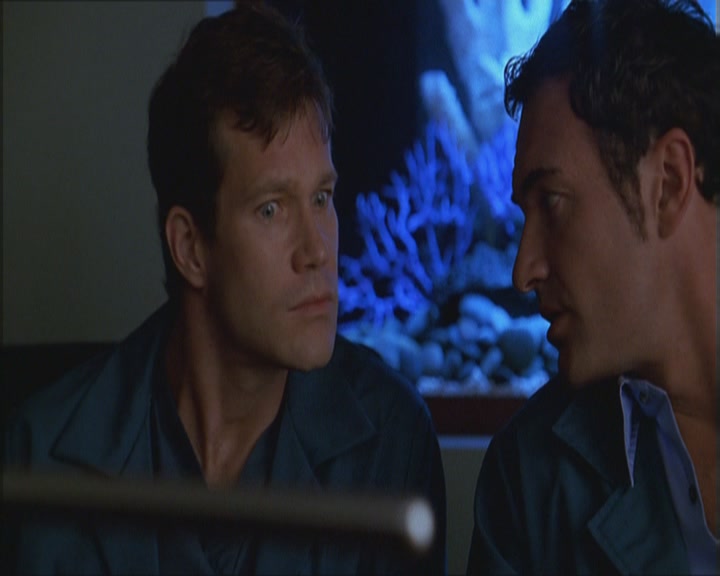 Charmed-Online_dot_net-Niptuck-1x01Pilot0252.jpg