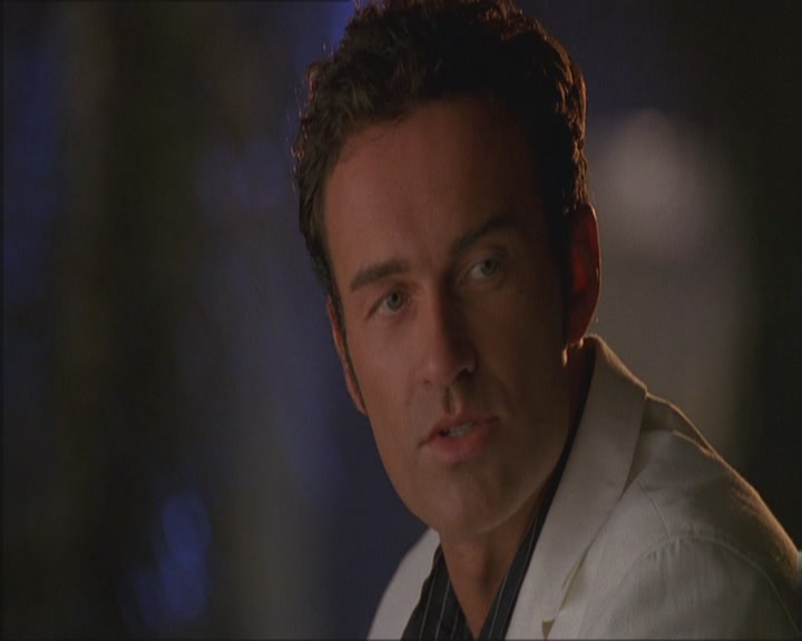 Charmed-Online_dot_net-Niptuck-1x01Pilot0308.jpg