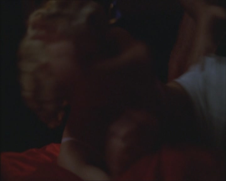 Charmed-Online_dot_net-Niptuck-1x01Pilot0364.jpg
