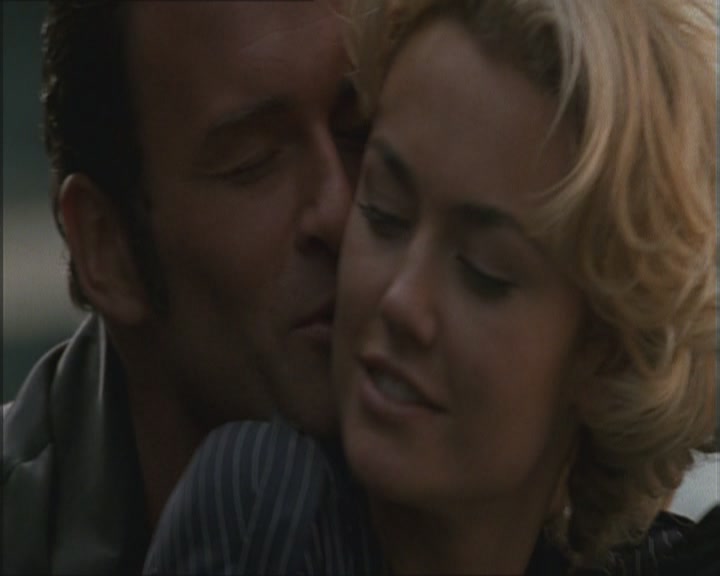 Charmed-Online_dot_net-Niptuck-1x01Pilot0456.jpg