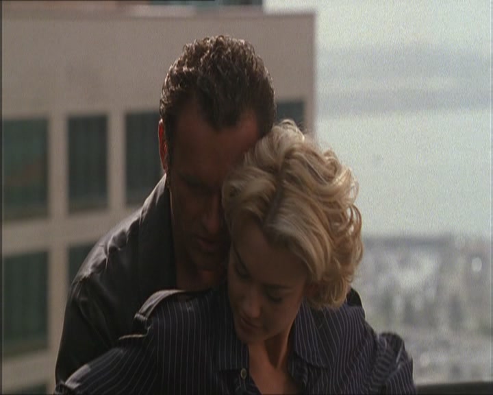 Charmed-Online_dot_net-Niptuck-1x01Pilot0463.jpg