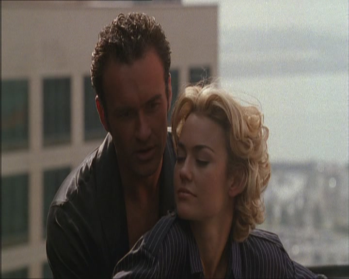 Charmed-Online_dot_net-Niptuck-1x01Pilot0464.jpg