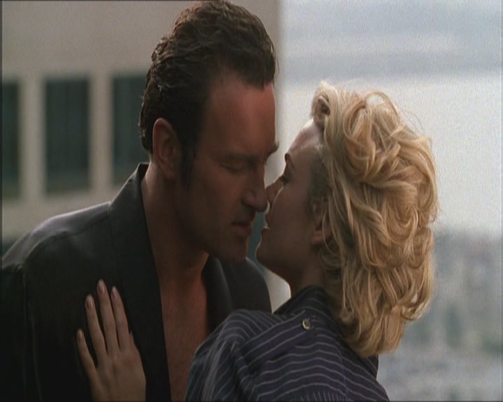 Charmed-Online_dot_net-Niptuck-1x01Pilot0488.jpg