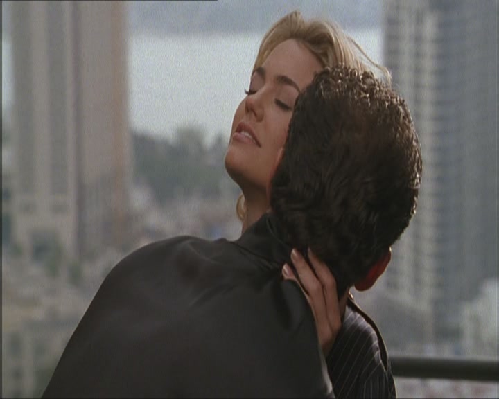 Charmed-Online_dot_net-Niptuck-1x01Pilot0492.jpg