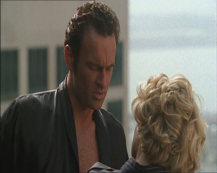 Charmed-Online_dot_net-Niptuck-1x01Pilot0501.jpg